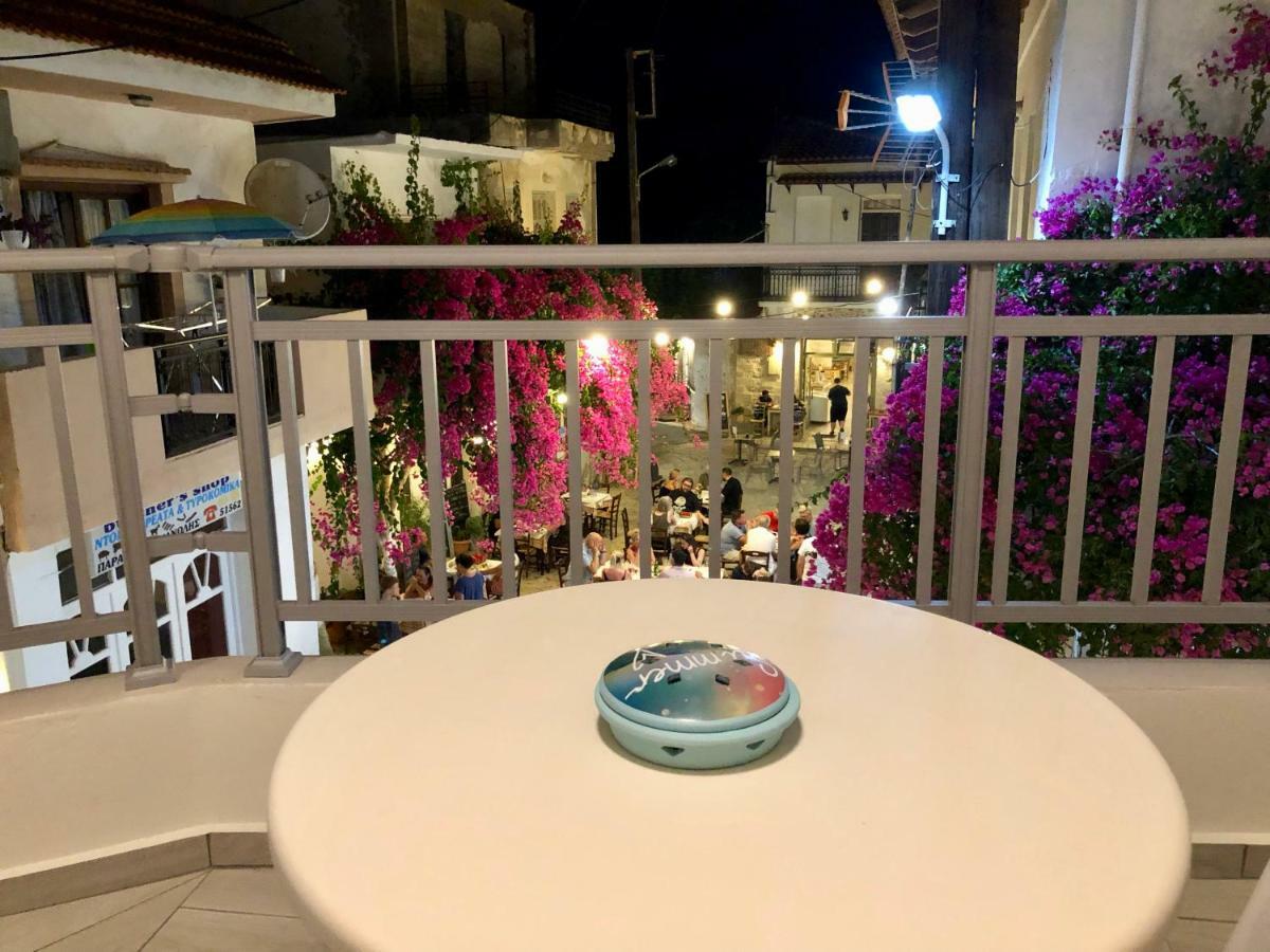 Veranda Panormo Pánormos Buitenkant foto
